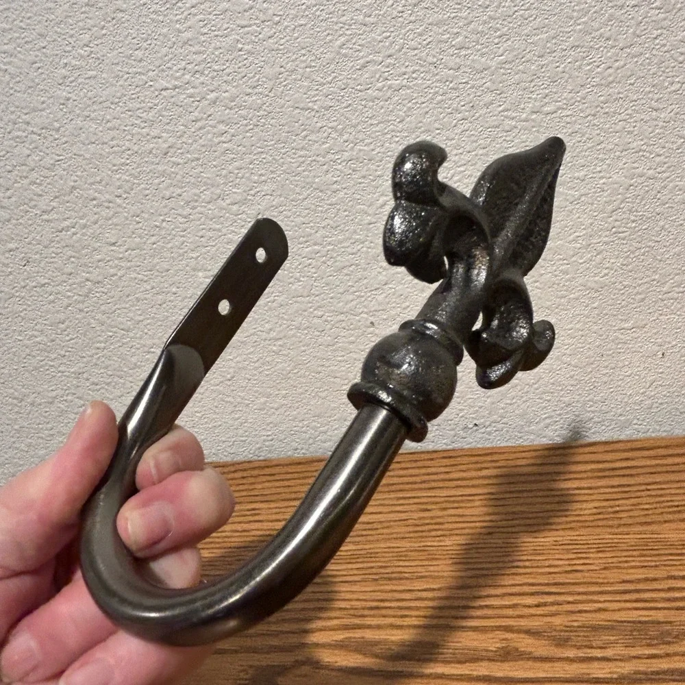 Decorative Black Metal Wall Hook
